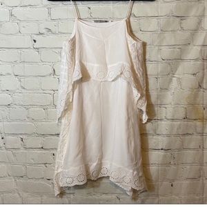 Zara Small Flowy Lace Romper